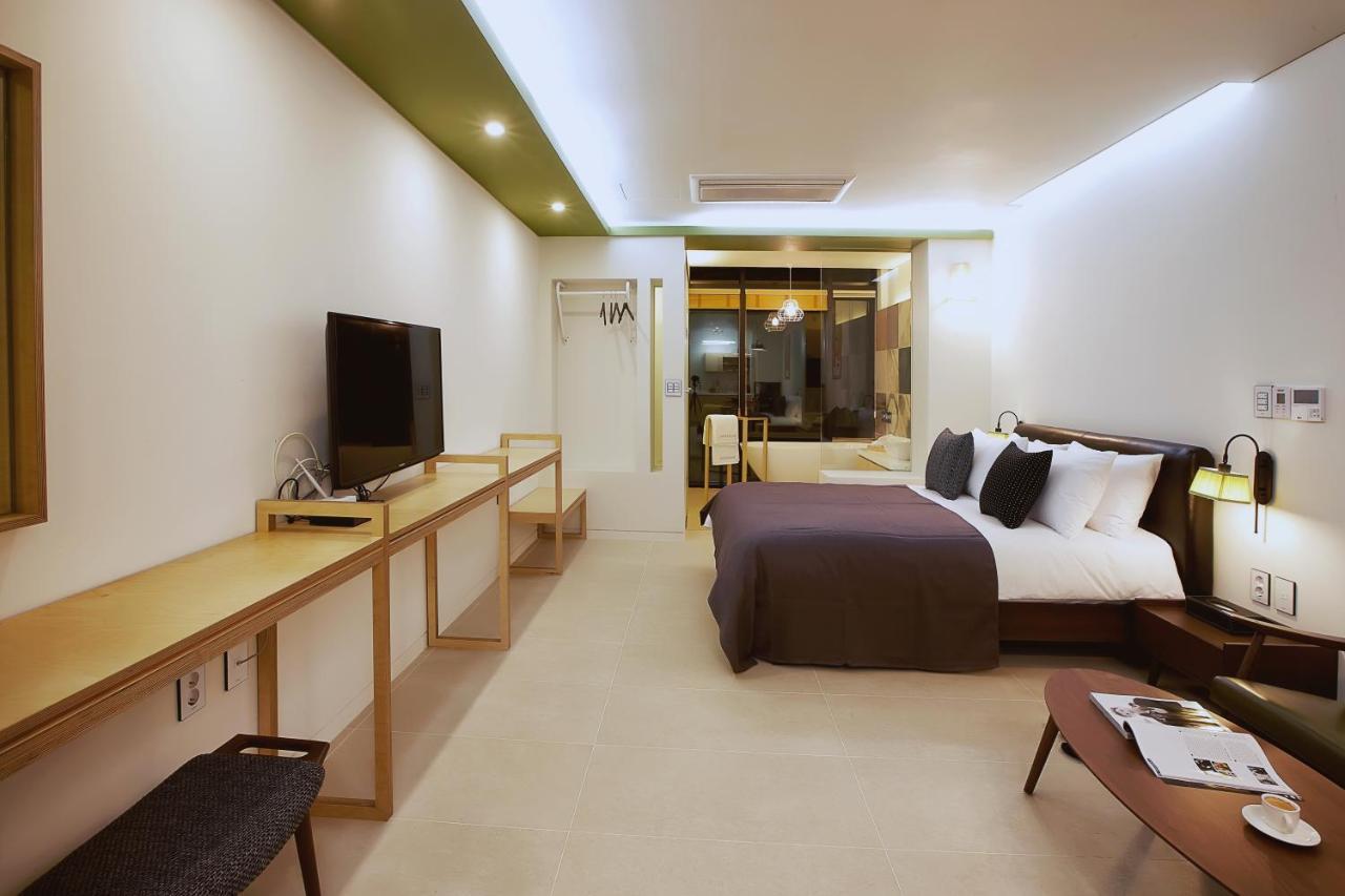Jaynchloe Hotel Seogwipo Exterior foto